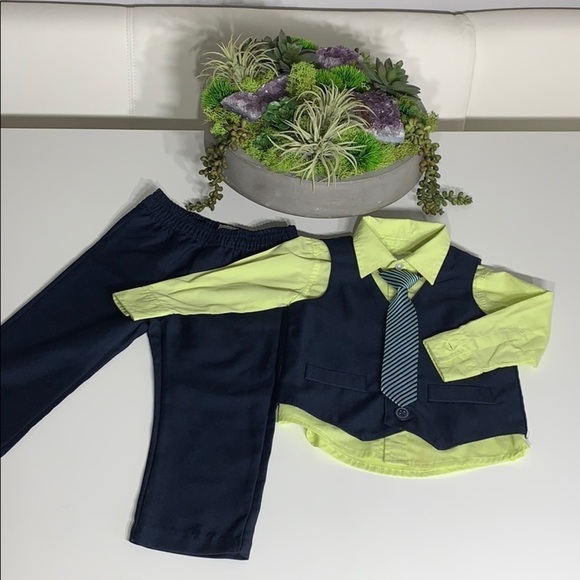 Special edition 3 piece suit and tie shirt vest pants infant boy 18 month - Picture 4 of 5